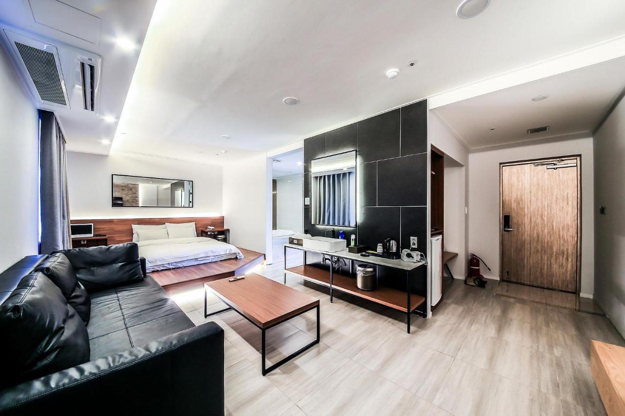 Seoul Business Blvd Hotel Ora Bagian luar foto